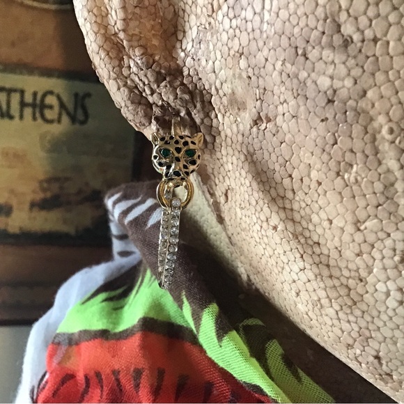 Leopard Hoops - Picture 8 of 12